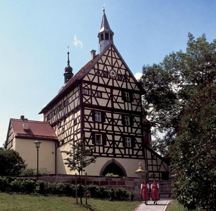 Апартаменты Turmstueble Im Torhaus Von 1545 *